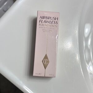 Charlotte Tilbury Airbrush Flawless Foundation - Soft Pink Packaging